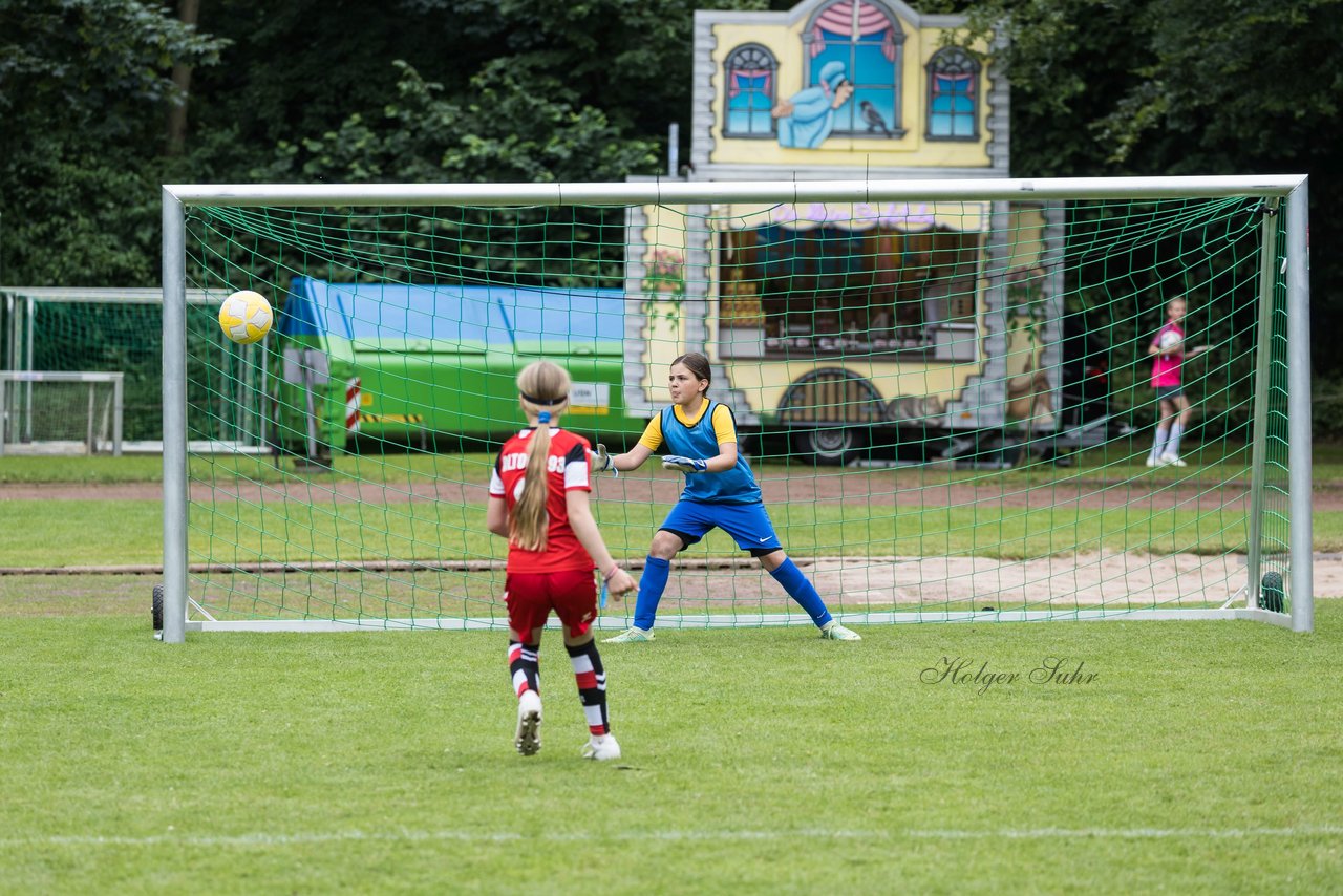 Bild 828 - Loewinnen Cup